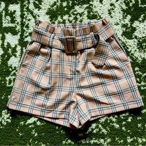 NWOT Otter’s Pot Plaid Shorts Sz S